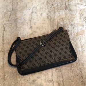 Dooney & Bourke Purse